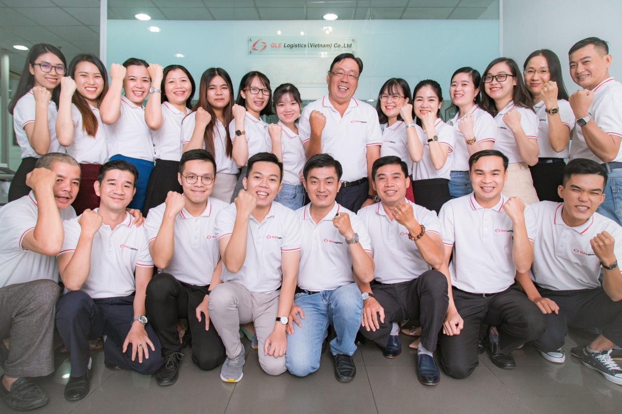 May đồng phục Tân Uyên