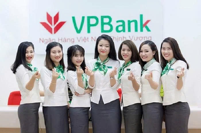Áo sơ mi đồng phục